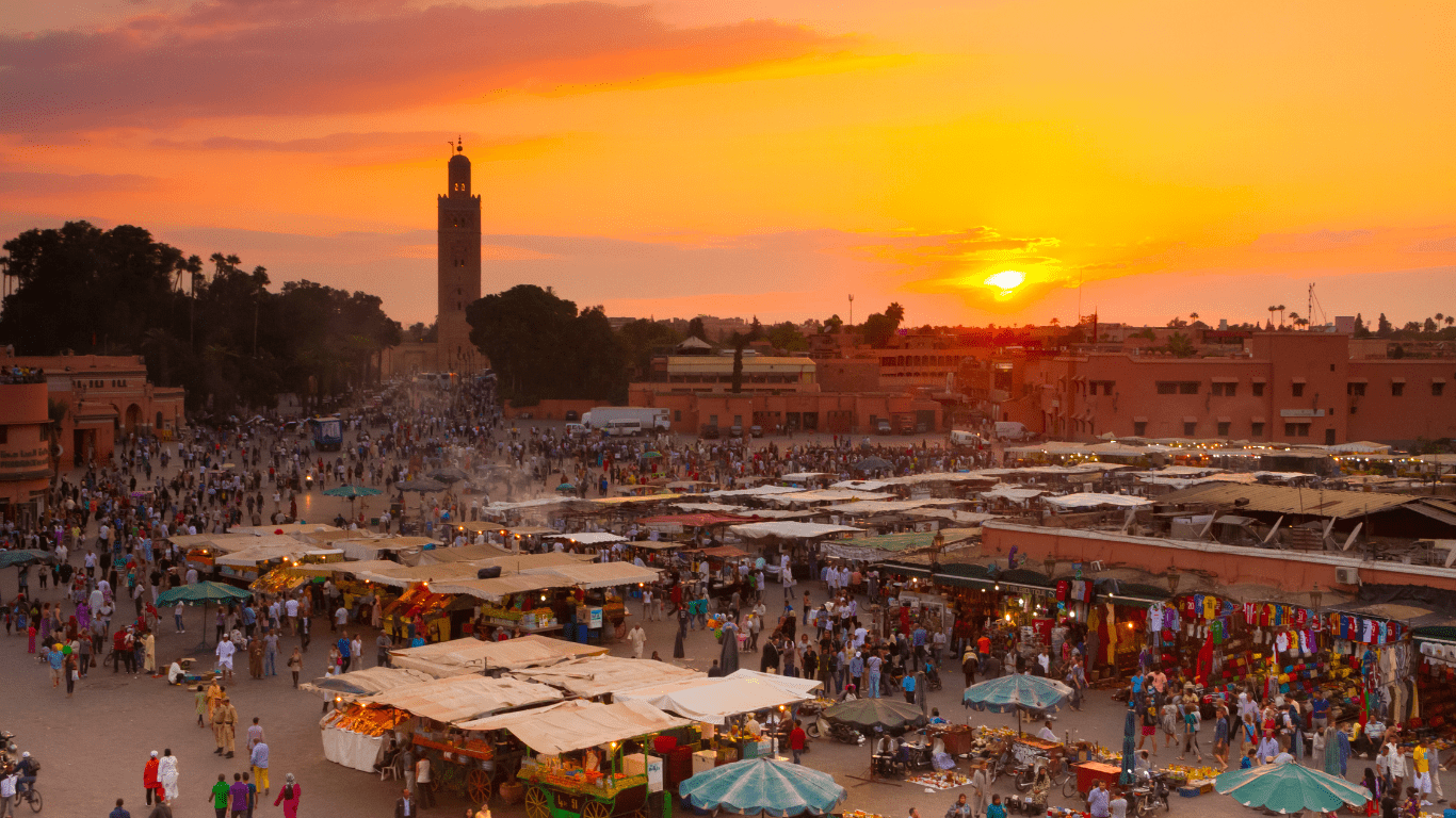 Viaje de 12 días desde Casablanca a Marrakech